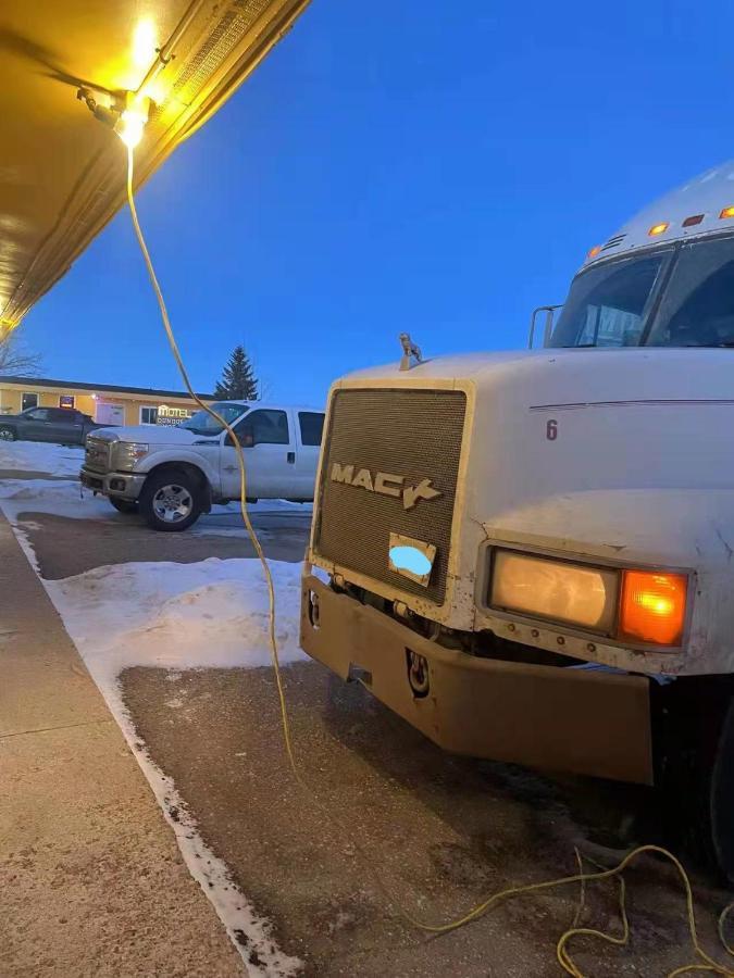 Dundurn Motel Bagian luar foto