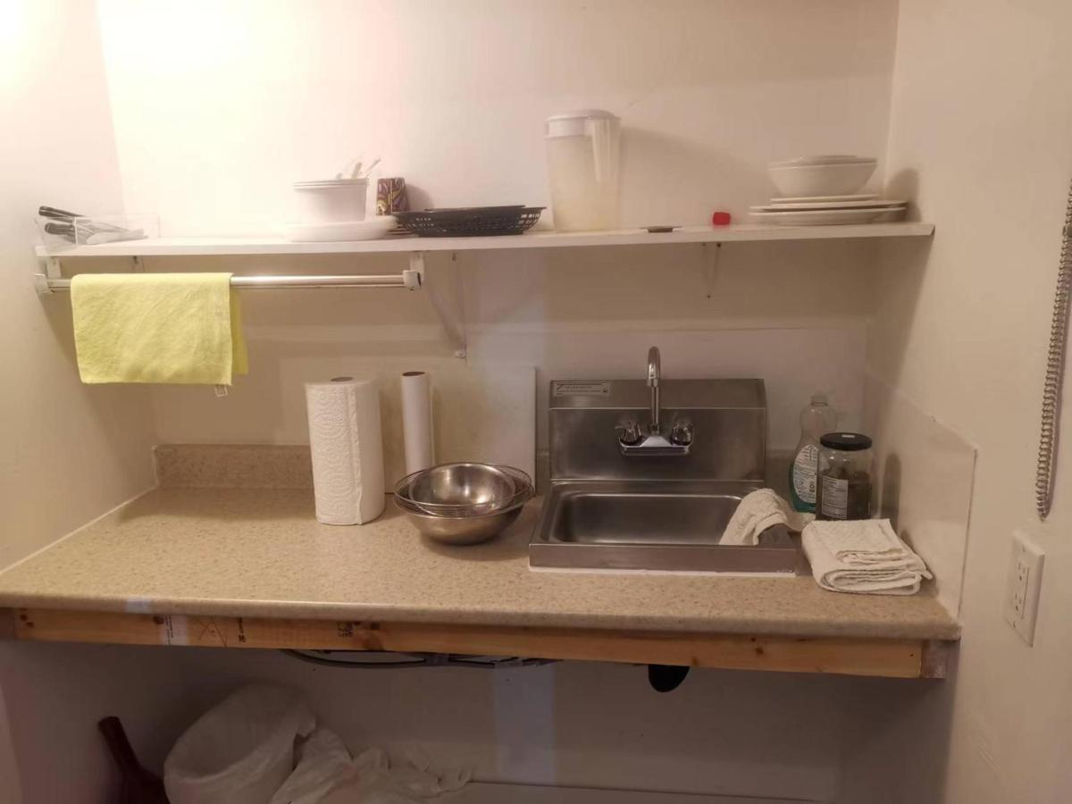 Dundurn Motel Bagian luar foto