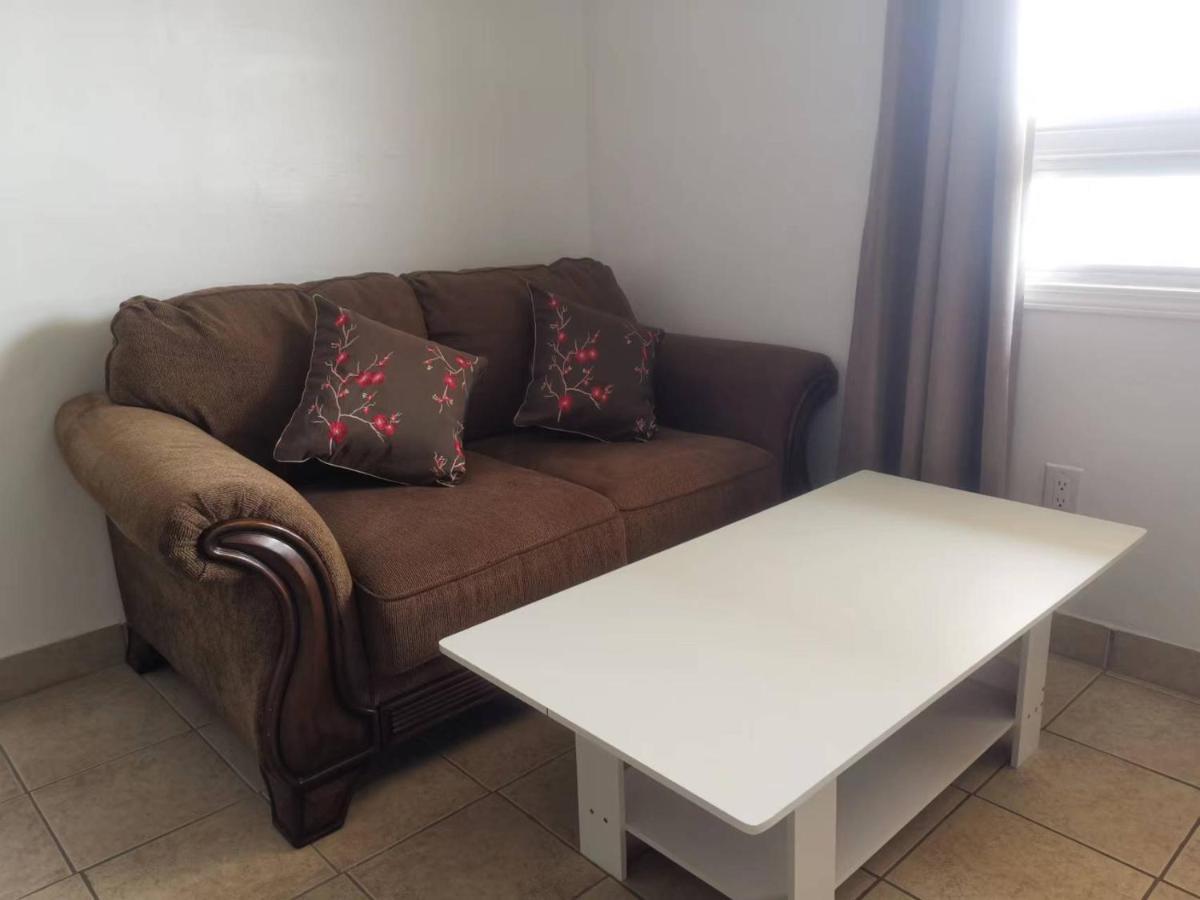 Dundurn Motel Bagian luar foto