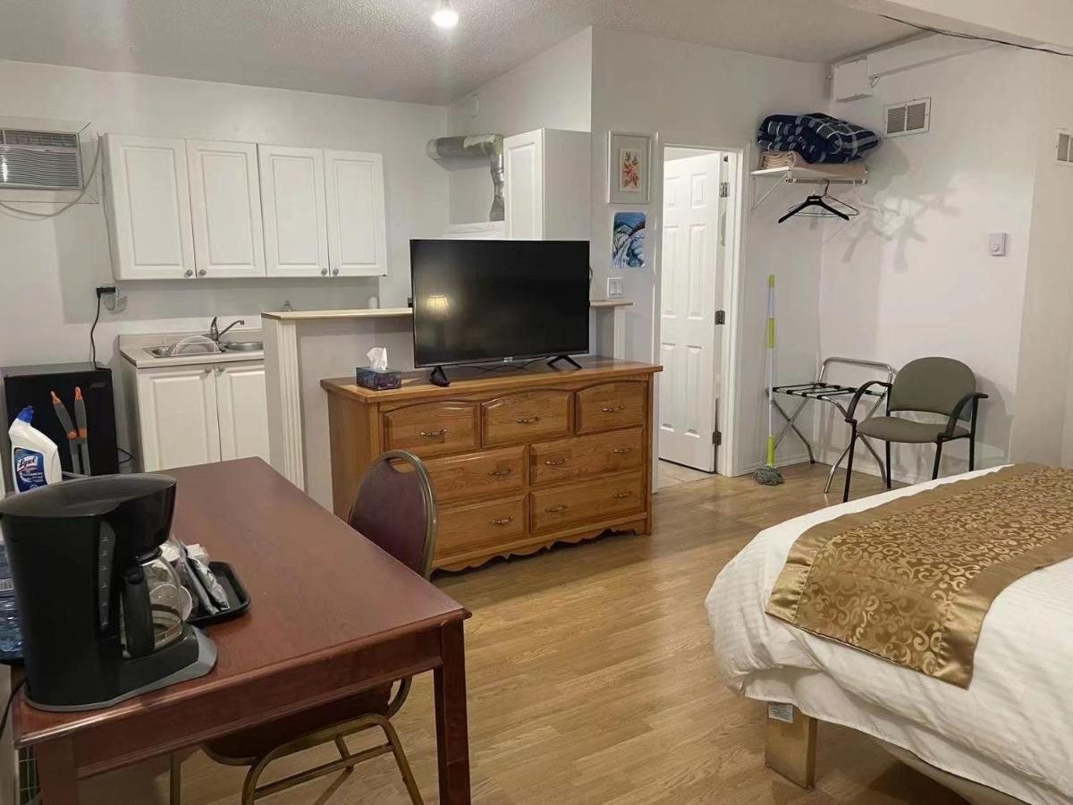Dundurn Motel Bagian luar foto